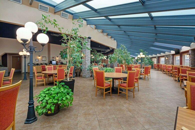 Best Western Plus Mirage Hotel And Resort