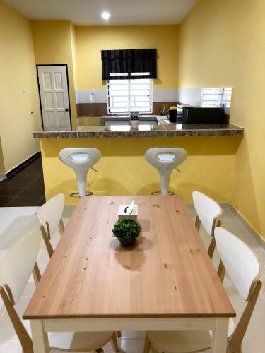Twin Homestay C