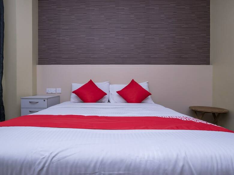 Oyo 614 D'pinetrees Hotel