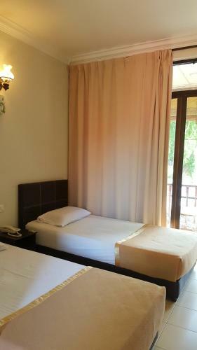 Traders Villa - Villa Warisan Melaka