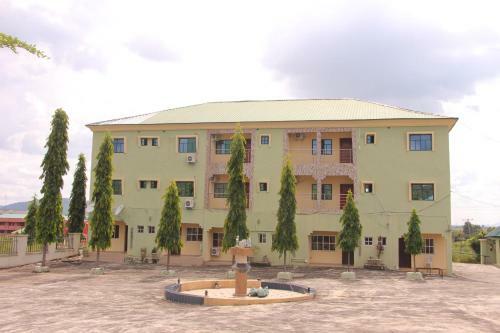 Alama Hotel & Resort
