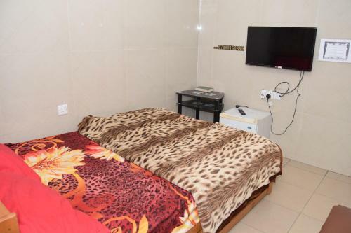 Hostal De'elites Pool Bar & Inn