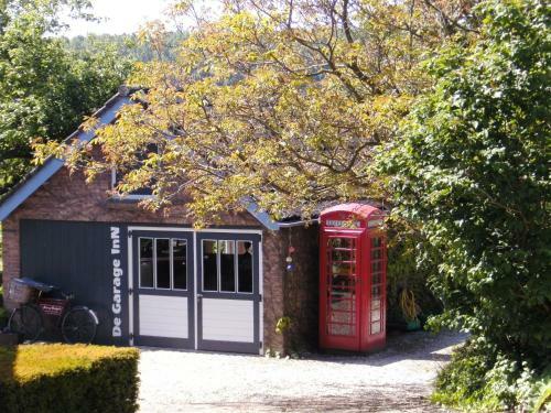 Bed & Breakfast Vrijstaand Vakantiehuisje De Garage Inn