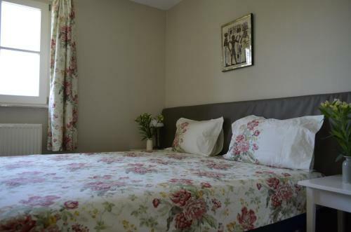 Bed & Breakfast Manor House
