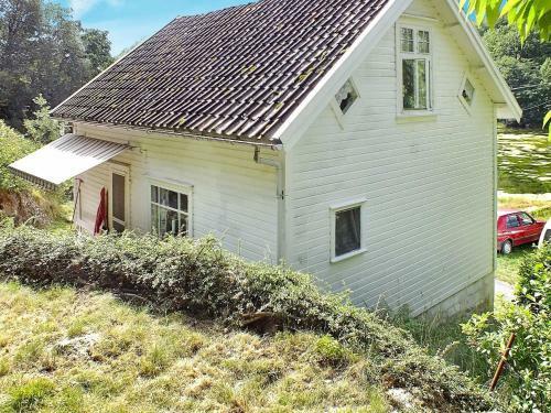 Two-bedroom Holiday Home In Farsund 5
