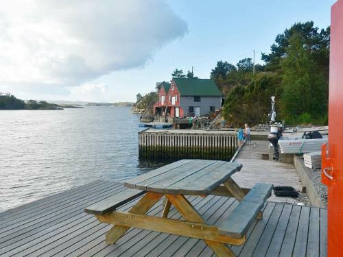 Holiday Home Bremnes
