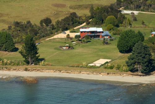 Bed & Breakfast Summerspring Beachfront Accommodation
