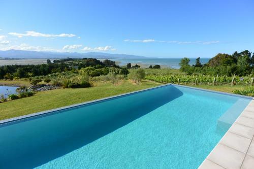 Apartamentos Windhover Suites