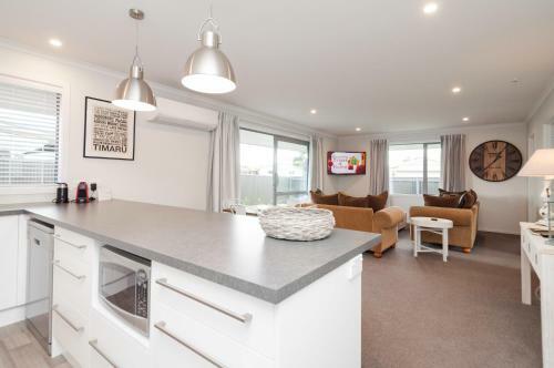 Luxury Rata Apartment - B