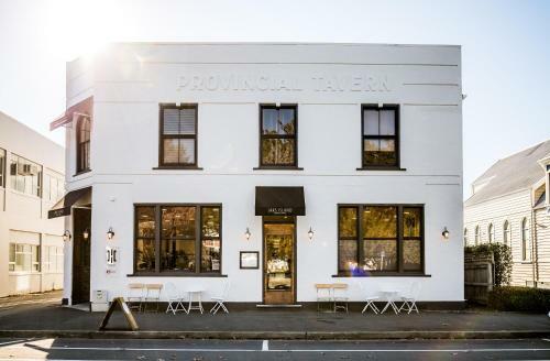 Provincial Apartment 2 - Luxury