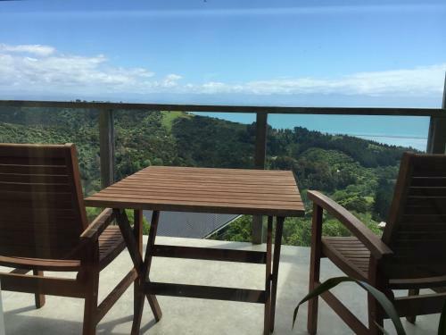 Big Sky Nelson Luxury Eco B&B