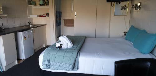 Mokau Motels