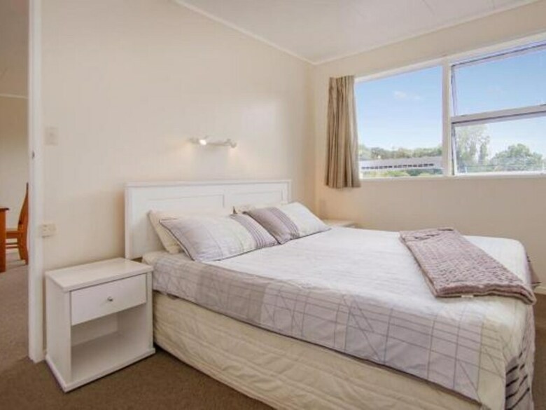 Orere Point Top 10 Holiday Park