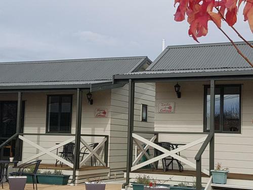 Rosedale Cottages
