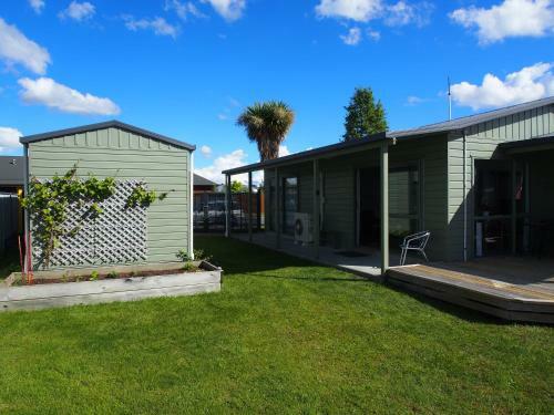Lawsons Luxury Cottage