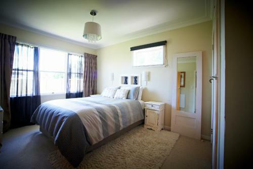 Cambridge Cottage - Self Catering Holiday House