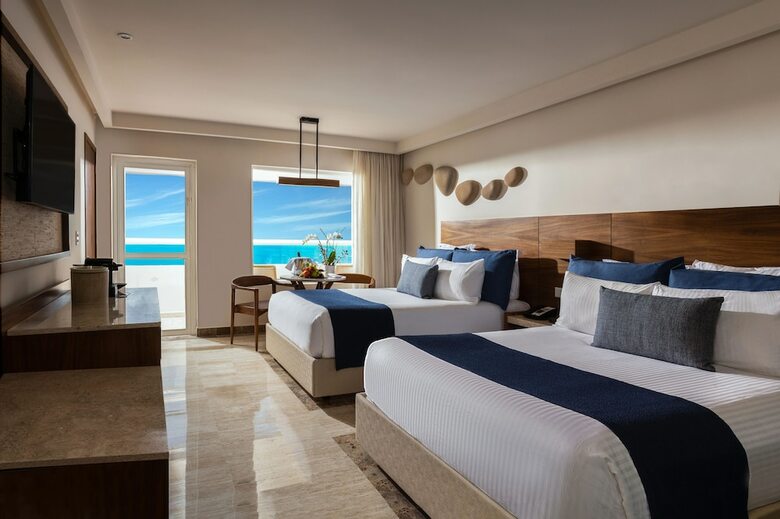 Hotel Dreams Sands Cancun Resort & Spa