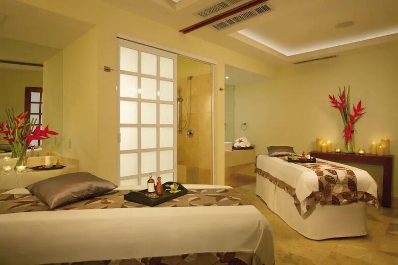 Hotel Dreams Sands Cancun Resort & Spa