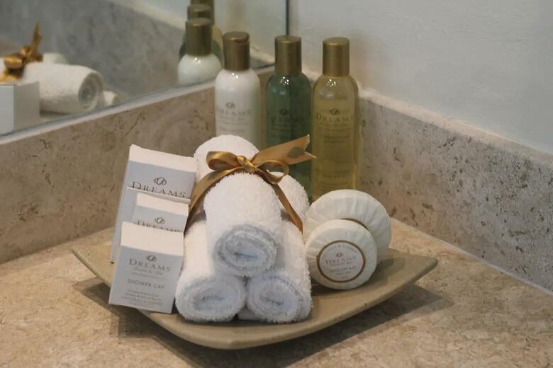 Hotel Dreams Sands Cancun Resort & Spa