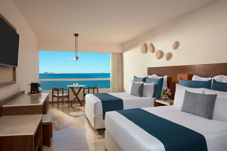 Hotel Dreams Sands Cancun Resort & Spa