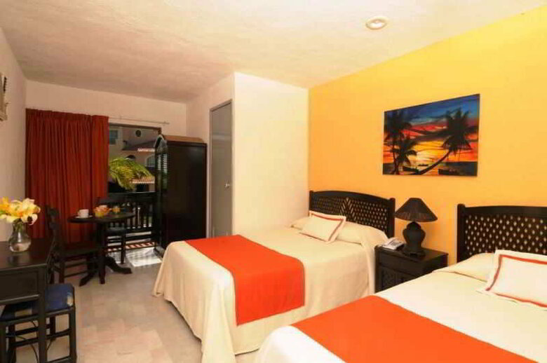 Hotel Imperial Laguna Faranda Canc�n