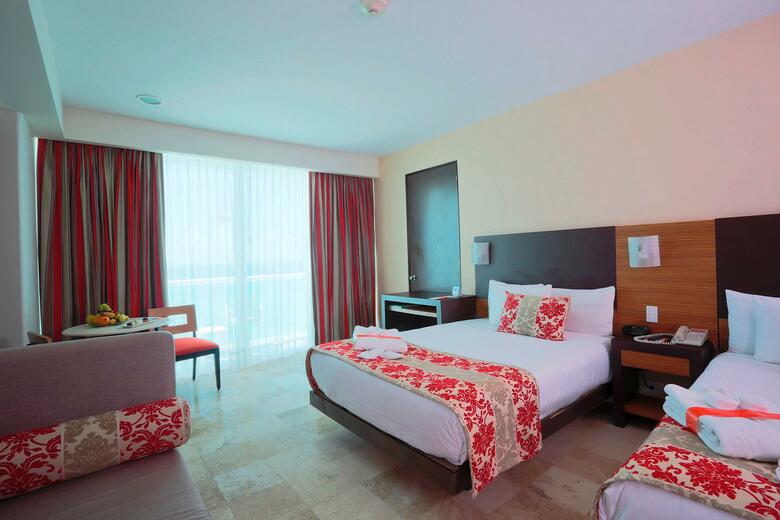 Hotel Krystal Canc�n
