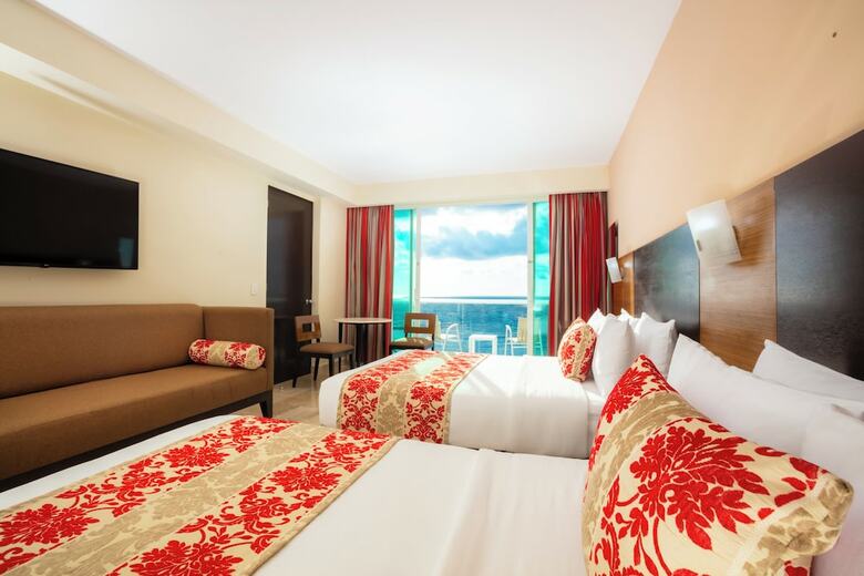 Hotel Krystal Canc�n