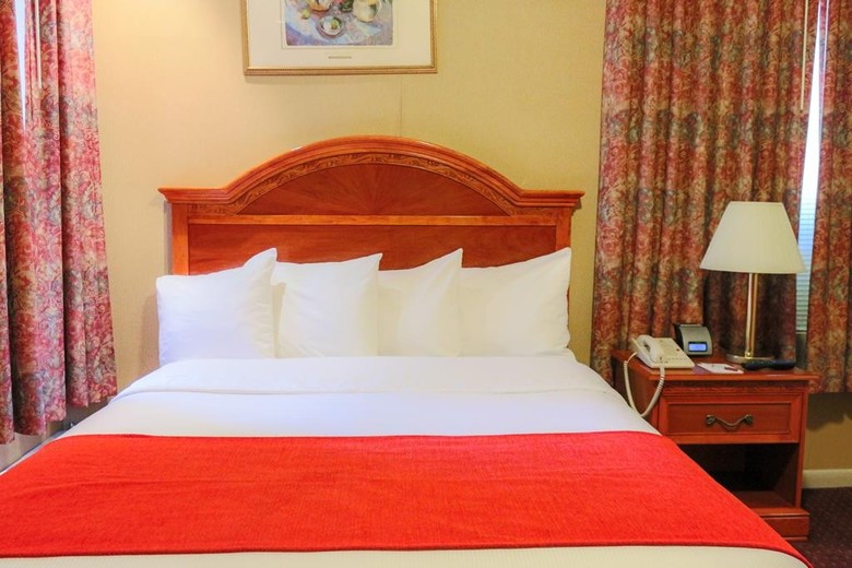 Newton Hotel