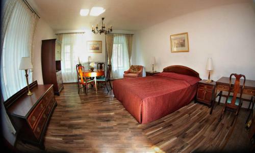 Agroturismo Zamek W Dzi?gielowie