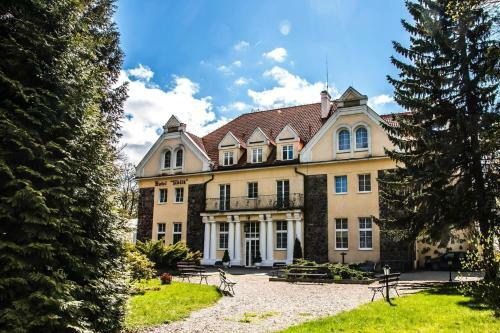 Hotel Park Ublik