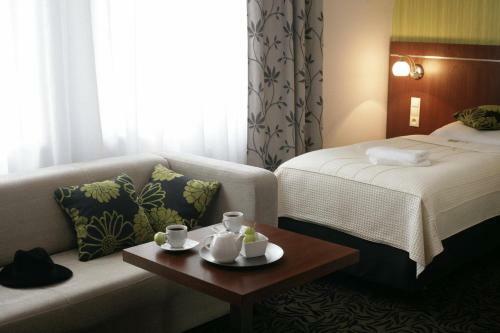 Hotel Azyl