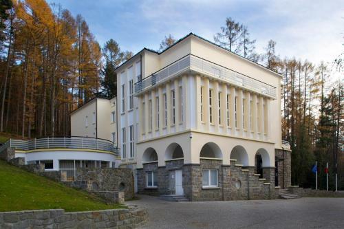 Modrzewie Park Hotel