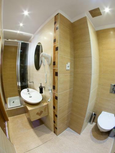 Hostal Go?ciniec Pod Markizami