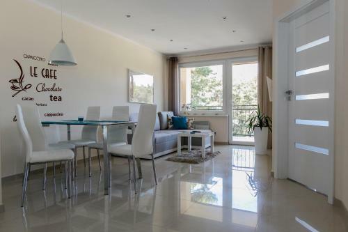 Apartamenty Sosnowe Nad Morzem ?uk?cin