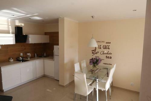 Apartamenty Sosnowe Nad Morzem ?uk?cin