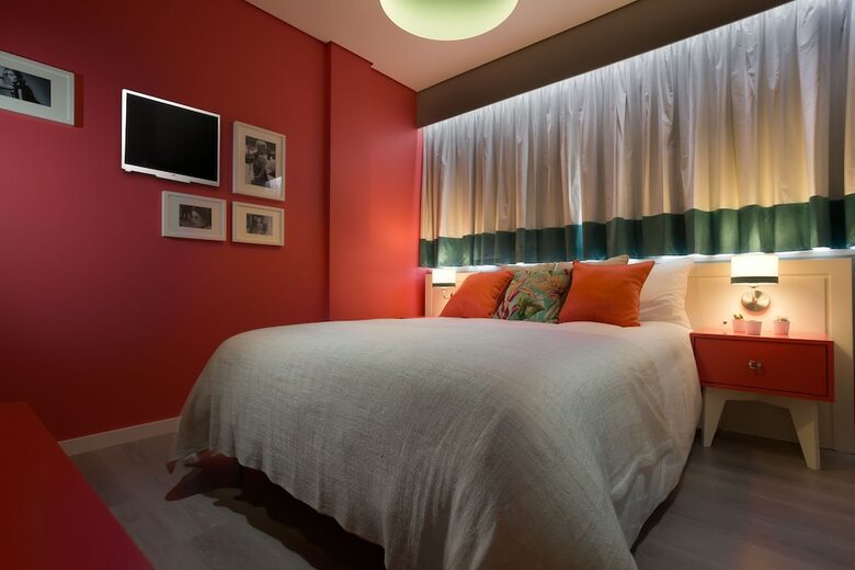 Hostal Chic Flats And Suites