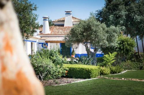 Boliqueime Villa Sleeps 8 Pool Air Con