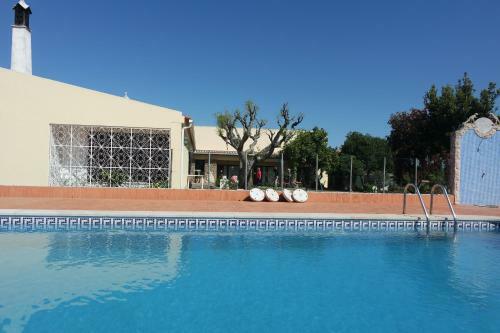 E - Countryside Guesthouse 2 Bed Apartment