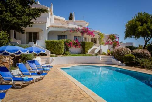 Galvana Villa Sleeps 8 Pool