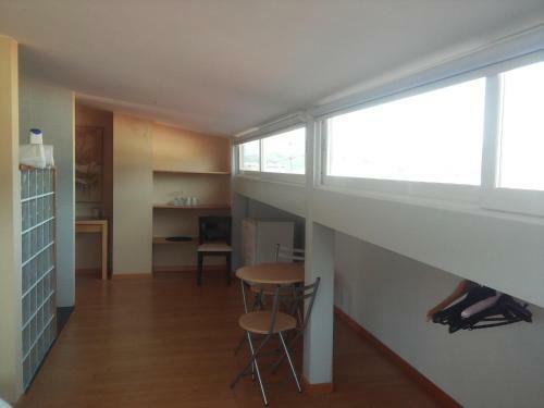 Hostal Penthouse - Low Cost