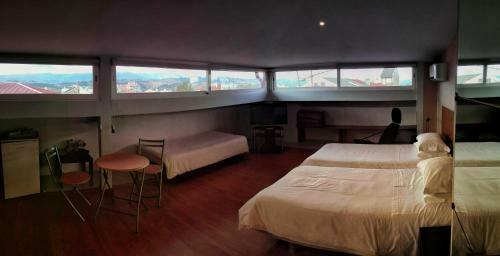 Hostal Penthouse - Low Cost