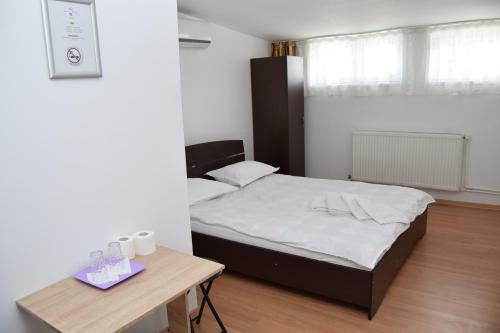 Hostal Vila Ada