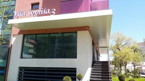 Sophia Sunrise Seaview Mamaia Serviced Apartment