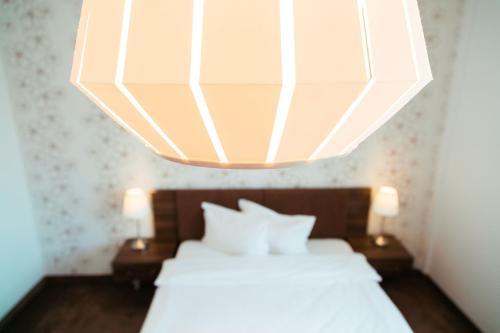 Hostal Elegant House