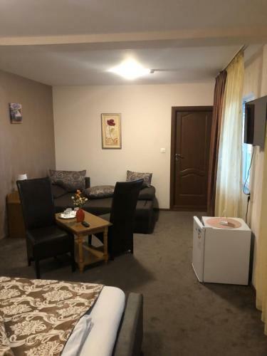 Hostal Pensiunea Flora