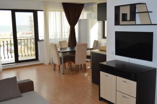 Apartamente Mamaia Nord D5