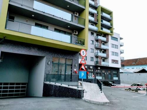 Highsky Oradea Apartment