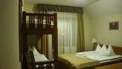 Hostal S�banya Panzi�