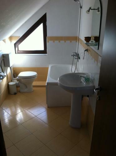 Jrb Hotel