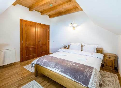 Hostal Dacii Liberi Resort And Spa